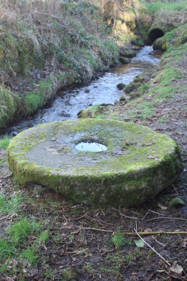 Tyre platform Tyre platform, Rathdangan | J Butler C 2020