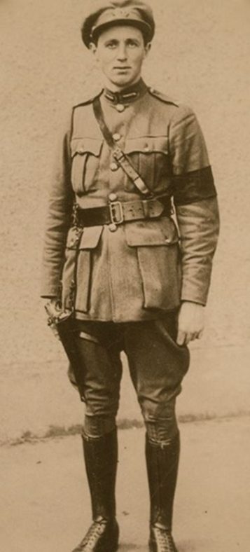 Tom Cullen one of Michael Collins’ Apostlesduring the Troubles and the Civil War period. Became a Commandant in the army and drowned in an accident in Lough Dan in 1926. | Image: Courtesy of John Finlay