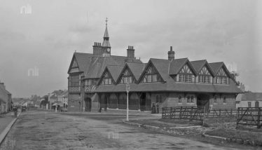 Bray Town Hall circa 1900 | Courtesy of National Library of Ireland, Lawrence Collection ref. L_ROY_00456