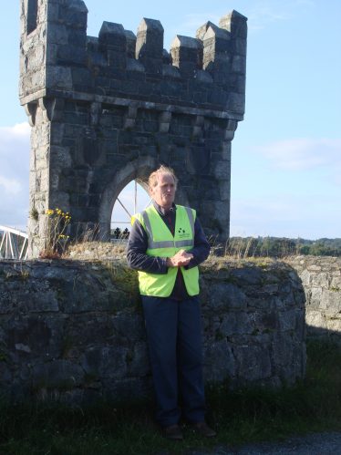 Guide at visit to Vartry reservoir facility Guide at visit to Vartry reservoir facility | Roundwood Tidy Towns