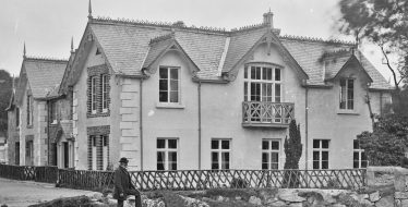 Royal Hotel from West | Courtesy of the National Library of Ireland